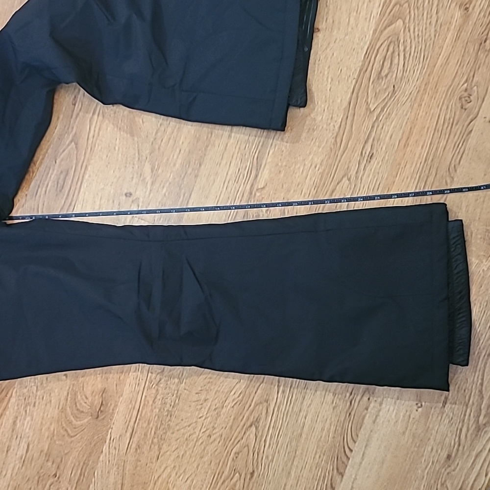 Roxy Women's Black Snow Pants - Picture 11 of 15